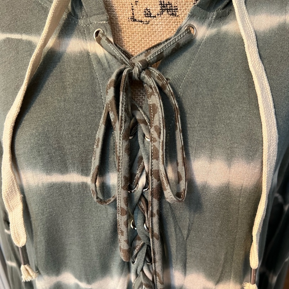 NWOT POL Bleached Hooded Top